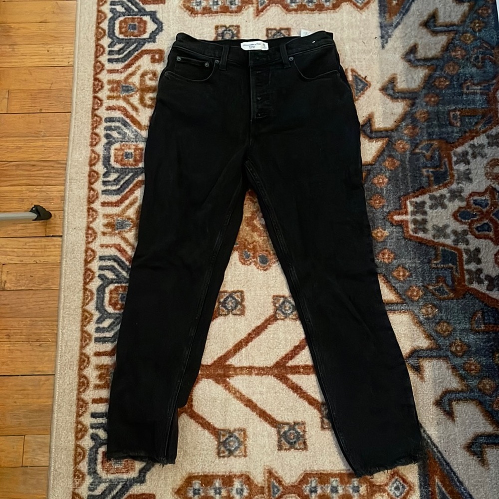 Abercrombie black “the skinny high rise” jeans